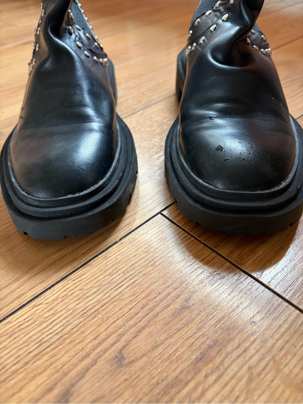 Zara Black EU39/US 8-8.5 Studded Chelsea Vegan Leather Boot Comfort Lug Sole - Picture 9 of 9